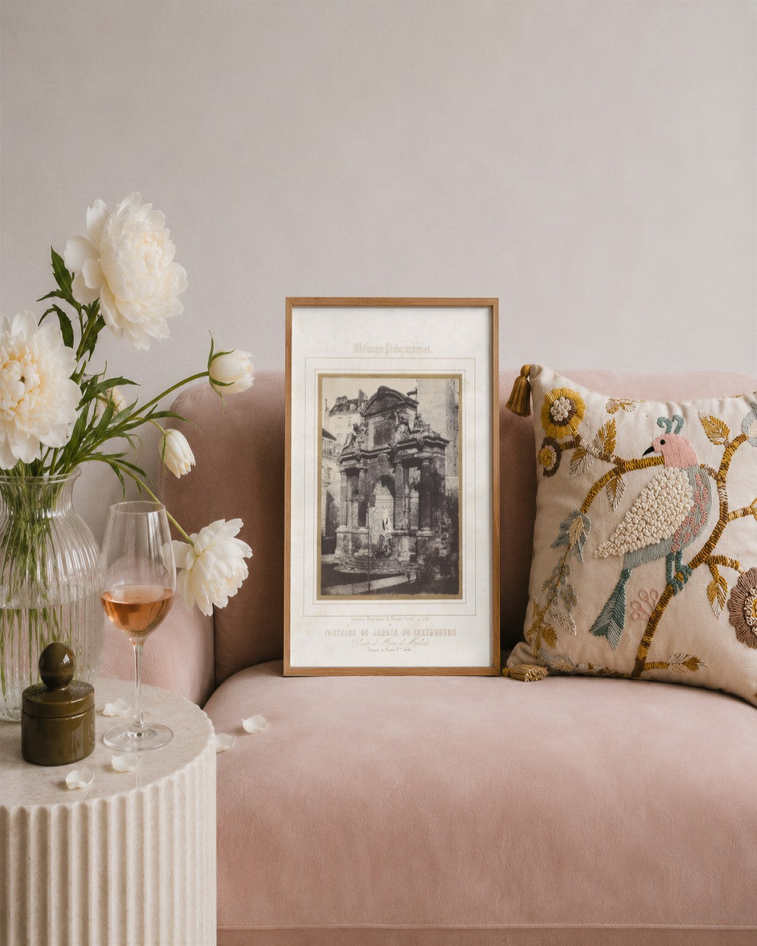 Charles Marville - Fontaine du Jardin du Luxembourg (grotte de Marie de Médécis) - framed print in a styled room