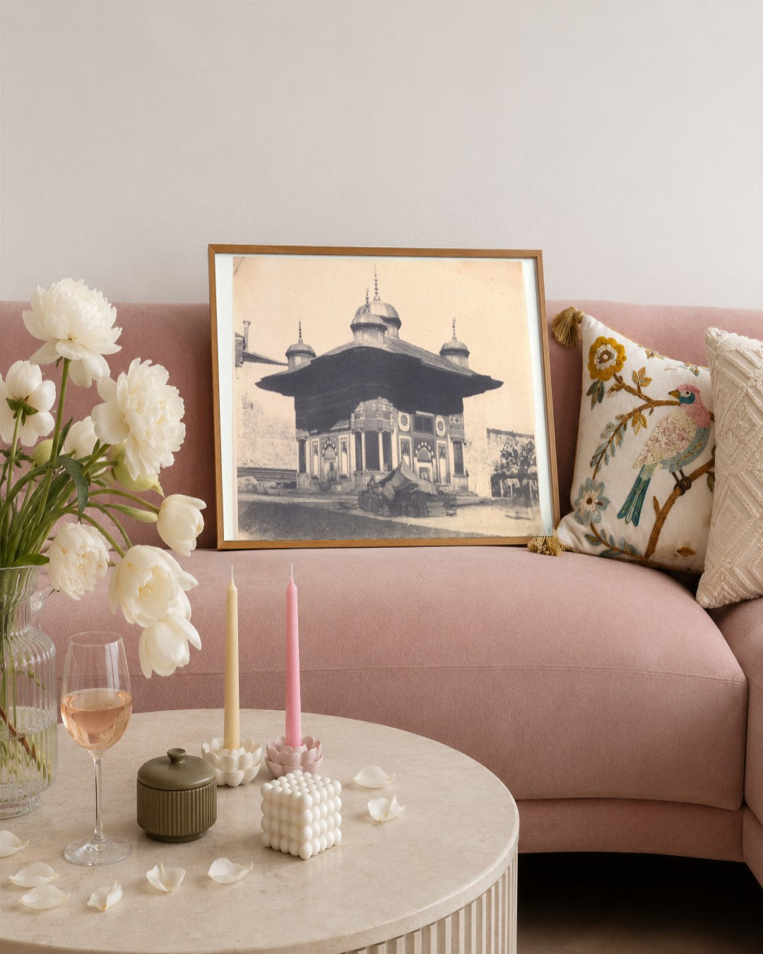 Ernest de Caranza - Fountaine de la Sophie, Constantinople - framed print in a styled room
