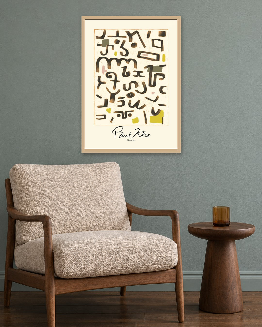 SENT Studio - Gesetz - oak frame in a room
