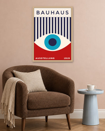 Bauhaus - Ausstellung Eye - oak frame in a room
